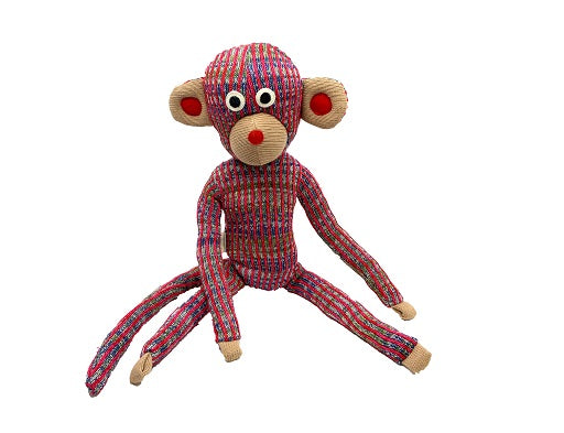 ein kuscheltier affe aus bunter stickbaumwolle fuenfundsechzig zentimeter hergestellt in berlin