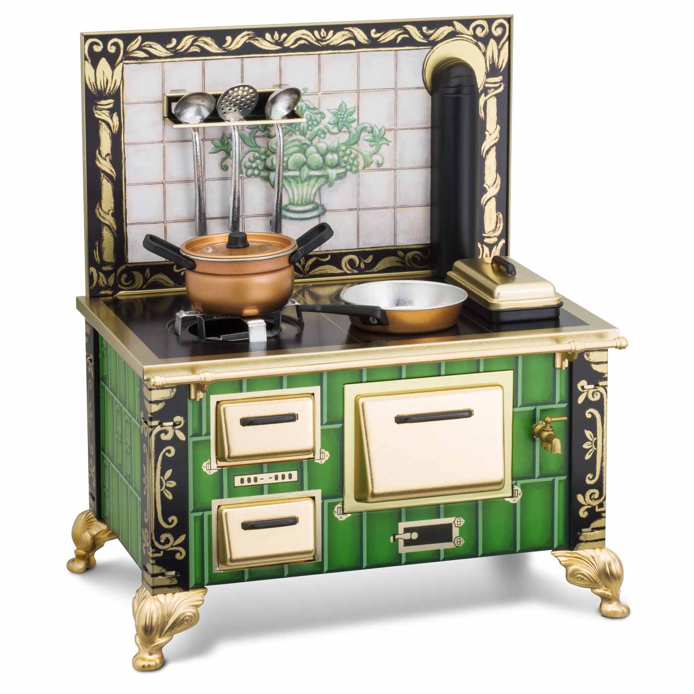 kleiner puppenherd in gruen mit goldenen und schwarzen details und messingtopf und messingpfanne für die puppenkueche zum kochen