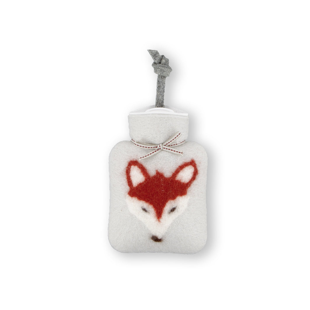 kleine hellgraue waermflasche mit rotem fuchsmotiv