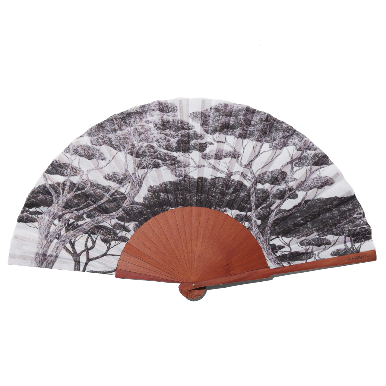 Ein spanischer Fächer mit einem schwarz-weissen Waldmotiv. Aus Birnbaumholz und Baumwolle.