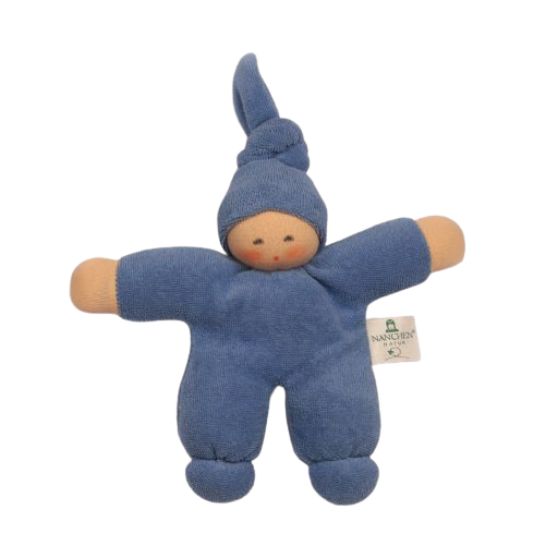 kleine blaue stoffpuppe pimpel aus frottee mit einer zipfelmütze