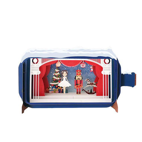 Pop-up Grußkarte in Form einer Flaschenpost mit Nussknacker und Clara auf einer Bühne mit Tannenbaum und Schaukelpferd.