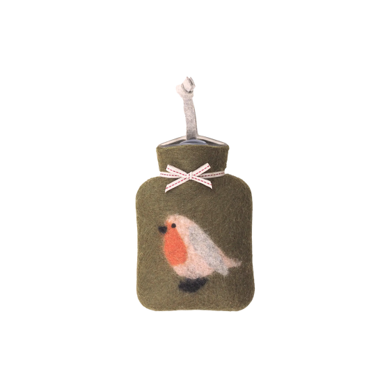 Kleine Wärmflasche aus Merinowolle mit einem Rotkehlchen.