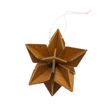 5 cm Stern aus Holz in Zimt zum Basteln.