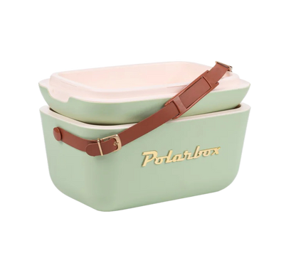 Kühltasche in Olivgrün hell und braunem Ledergurt. Vintage Style und goldener Aufschrift Polarbox.