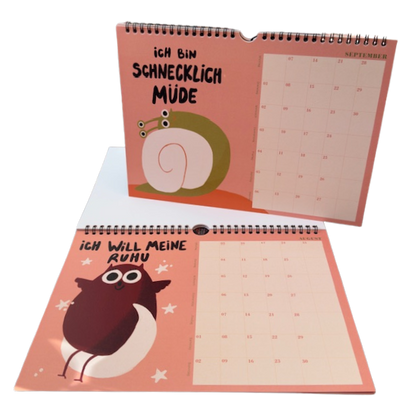 Bunter Wandkalender mit lustig illustrierten Tiermotiven zum mausruhen und ausmuhen.