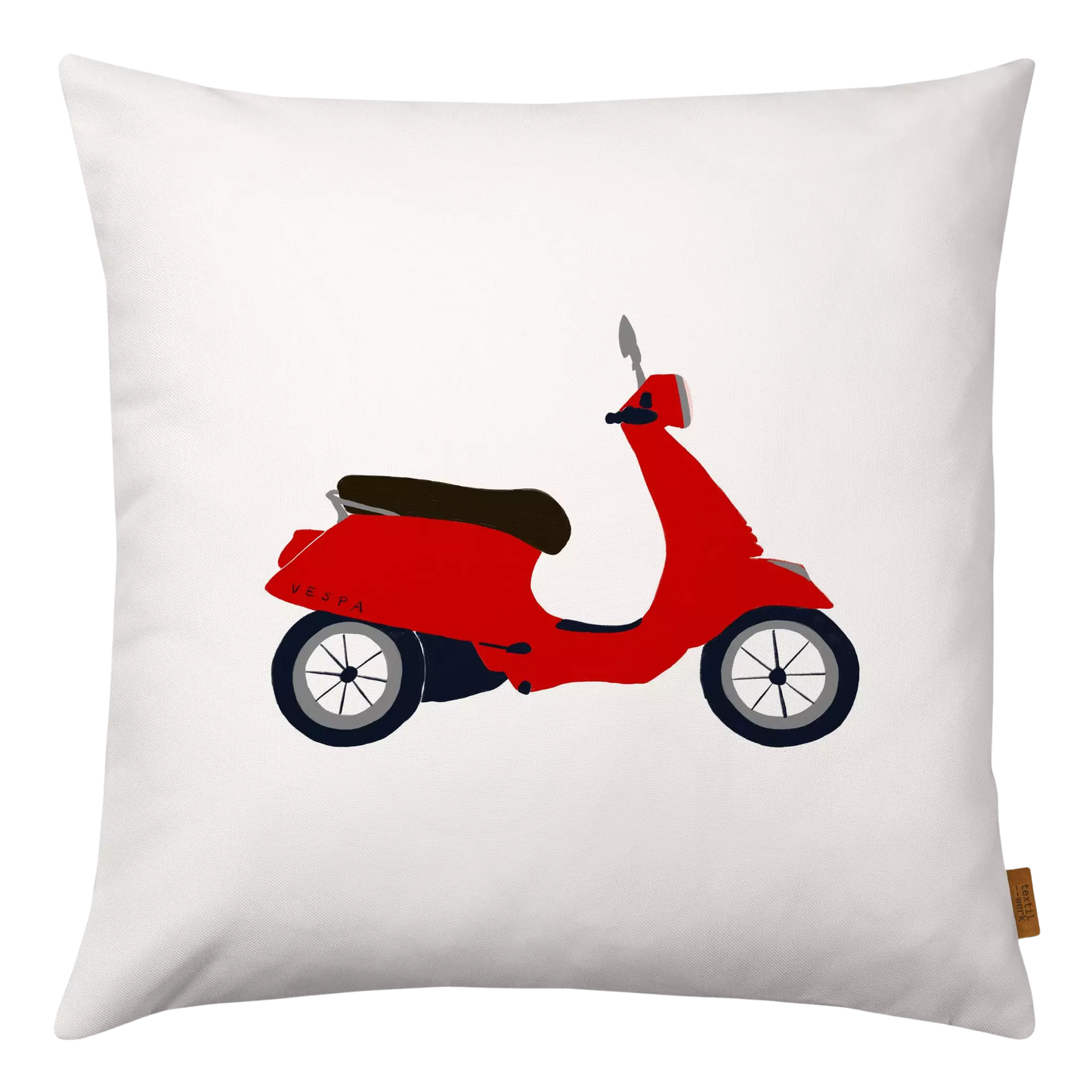 Ein Kissenbezug aus Velours in weiß mit einer roten Vespa darauf. 