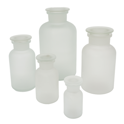 nordic-soul rostock nuetzliches weißes milchiges apothekerglas als vorratsglas aufbewahrung dekoration von trendglas jena